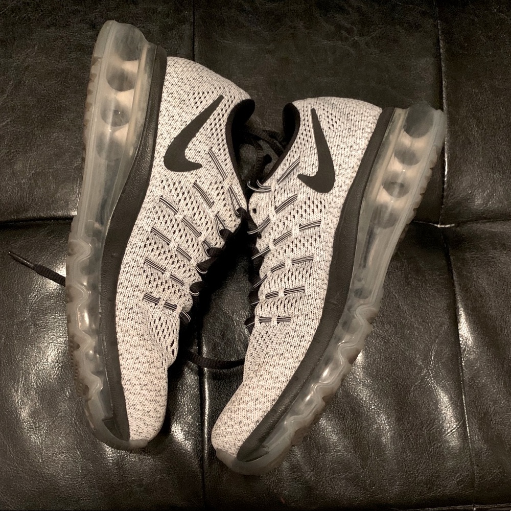 Women’s Air Maxes